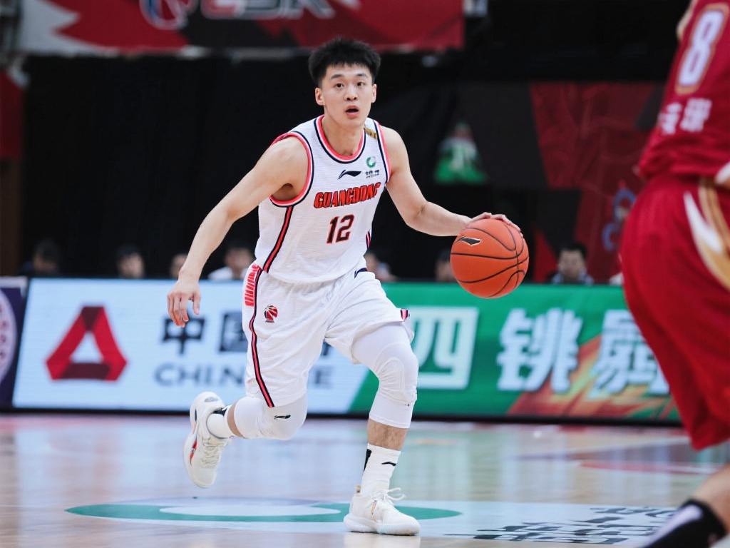 惊人投入！滕哈格掌舵曼联，转会支出已达4.34亿欧元